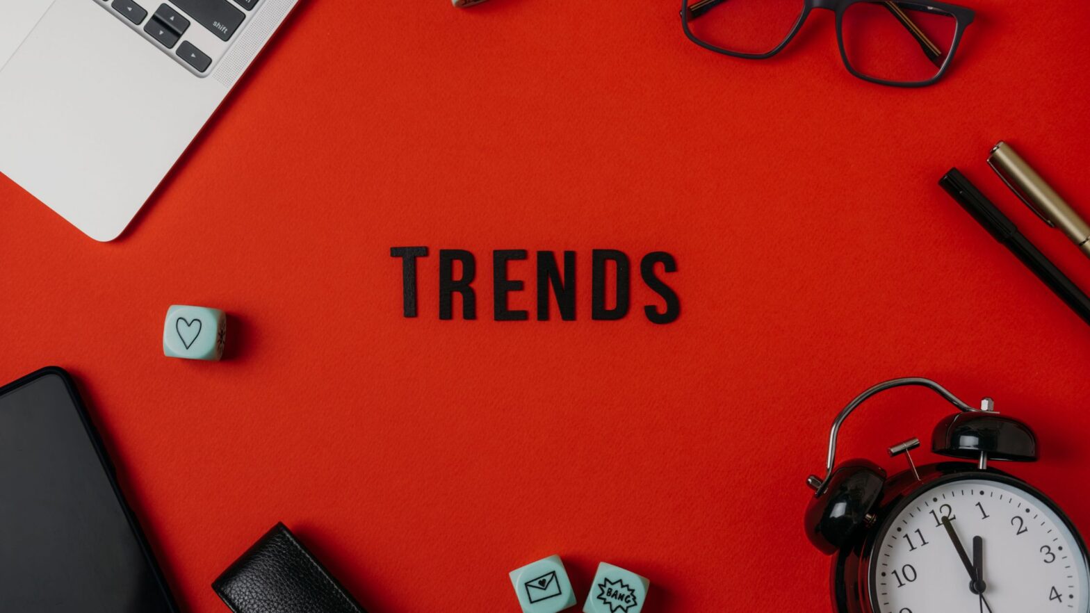 Tendencias de marketing obsoletas en 2025: qué ya no funciona y qué deberías evitar