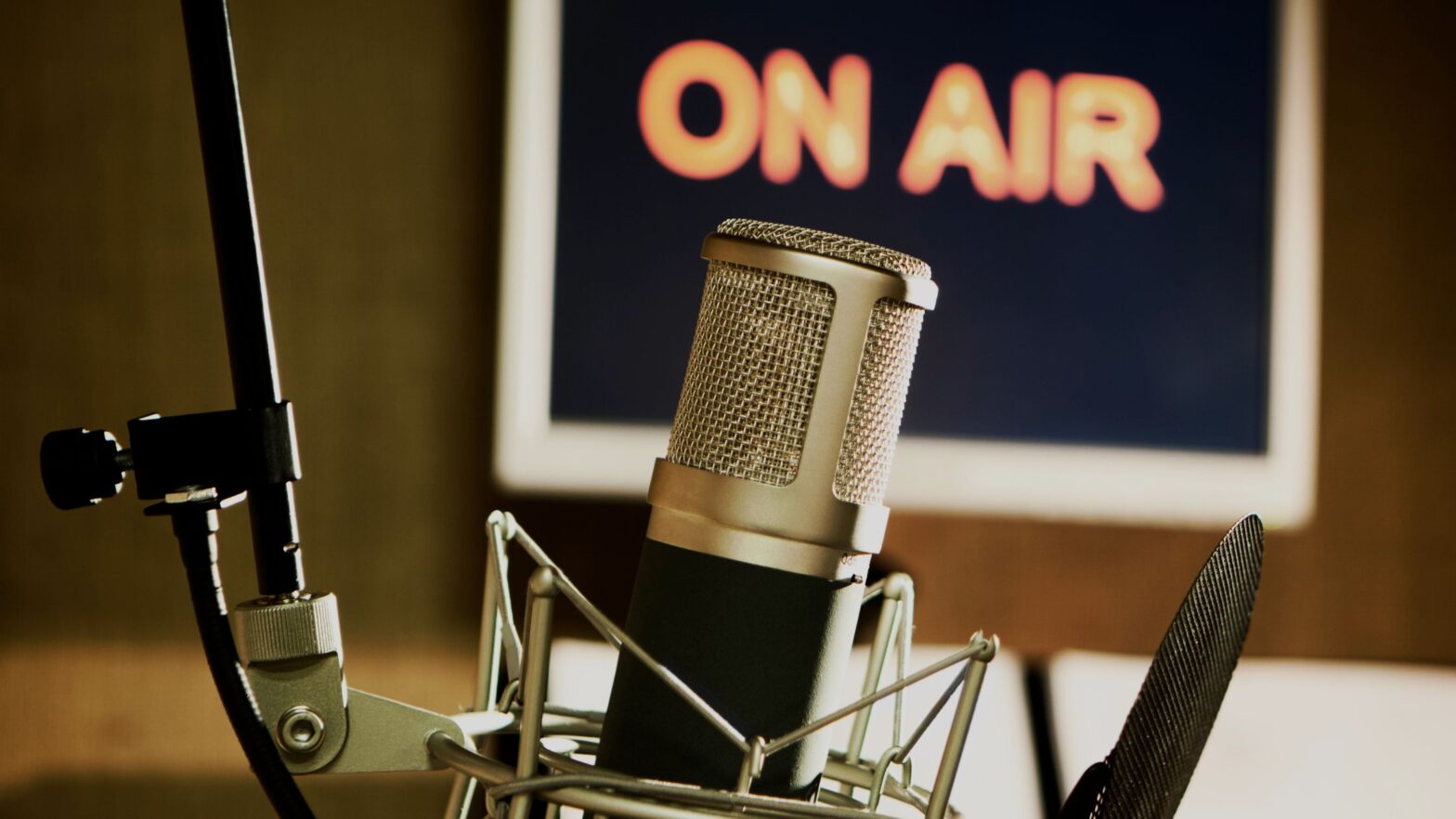 ¿Vale la pena invertir en medios tradicionales? 6 creencias que están afectando tu ROI (y lo que dice la data)